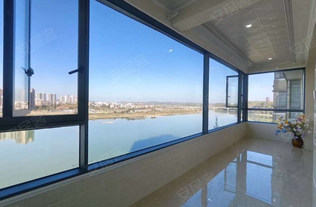 塞纳河畔3室2厅152㎡68.8万二手房图片