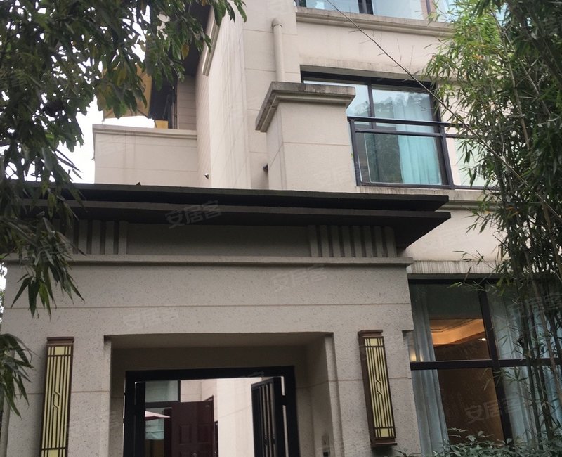 重庆二手房 巴南二手房 龙洲湾二手房 联发龙洲湾1号(二期别墅)