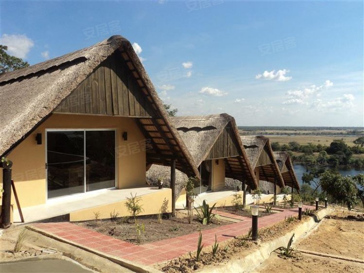 南非约¥1862万赞比西西北省 酒店二手房公寓图片
