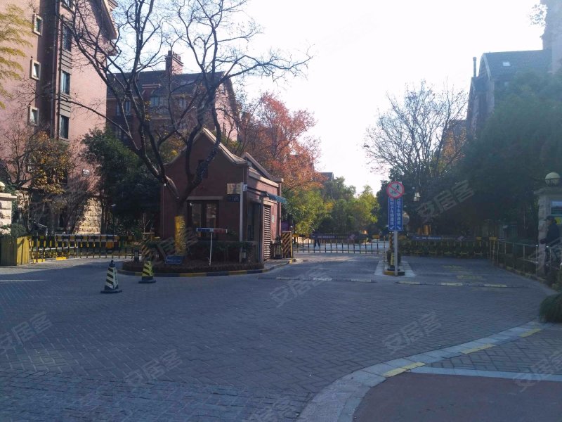 万科琥珀郡园(公寓住宅) 