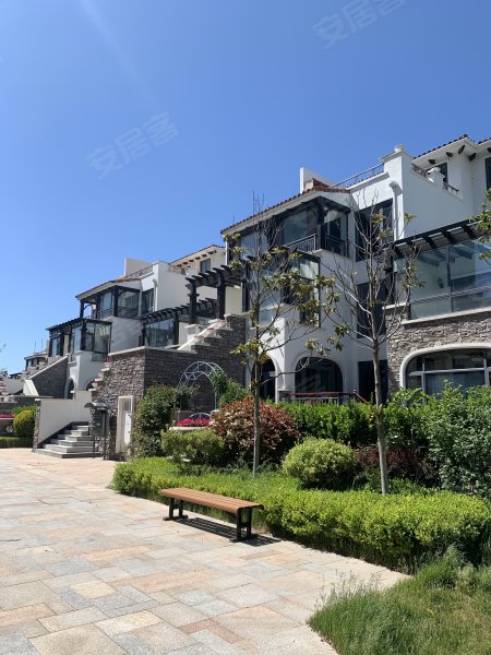 银和怡海天越湾