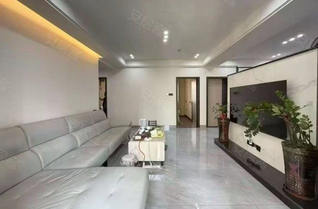 富临国际3室2厅123.91㎡100万二手房图片