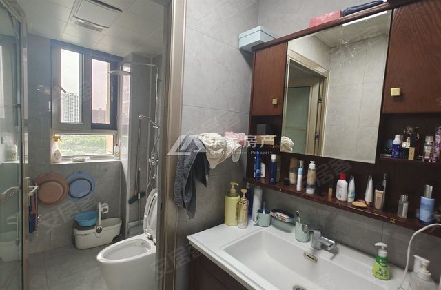 龙潭御园3室2厅128㎡122万二手房图片