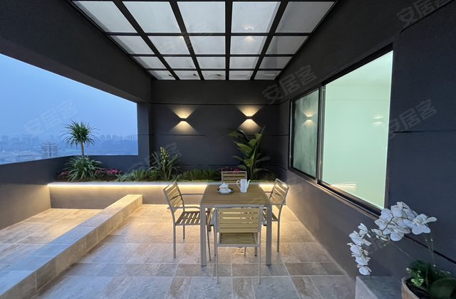 优品上城4室2厅144㎡67.8万二手房图片