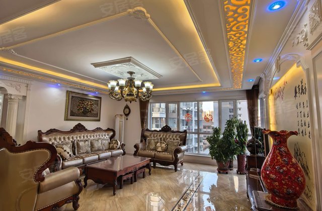 王府花园3室3厅218㎡88万二手房图片