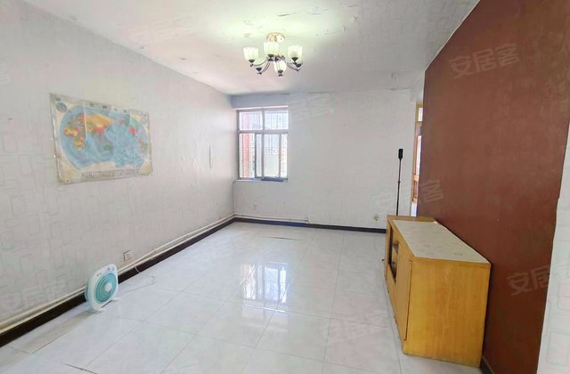 佳荣里2室1厅92.2㎡76万二手房图片