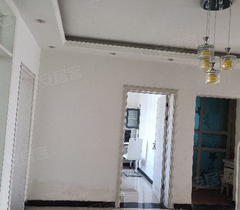 俪景湾3室2厅102㎡37万二手房图片