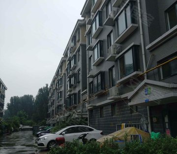 急售河畔花城大两室一楼带院临方特