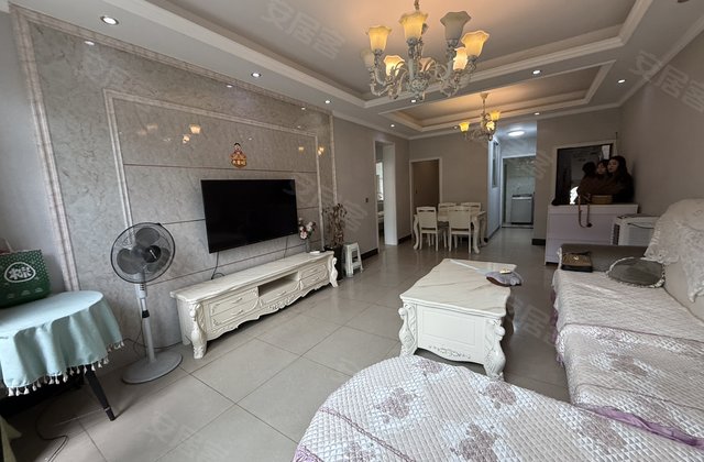 雅馨苑3室2厅98㎡26.6万二手房图片