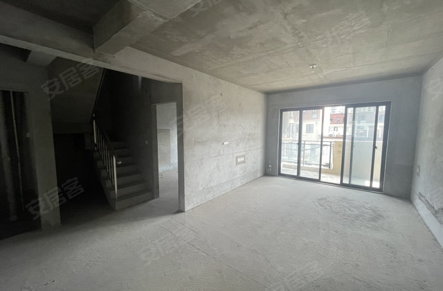 靖江碧桂园三期4室2厅160㎡228万二手房图片