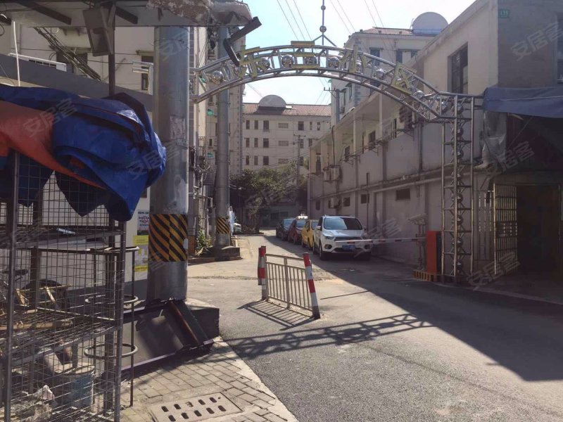 塘南路159弄小区 