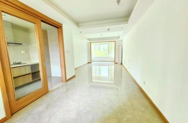 万科山望3室2厅125.71㎡156万二手房图片