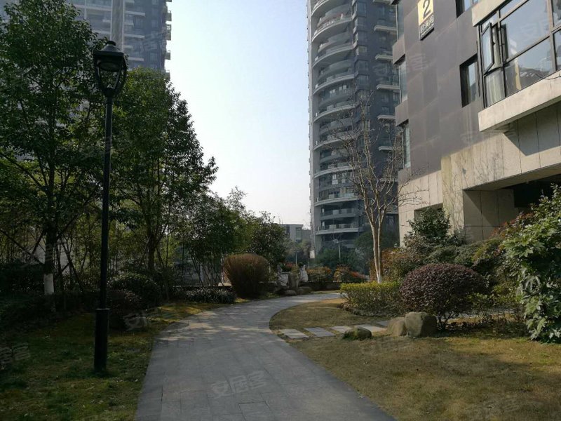 朗郡庭园(别墅)
