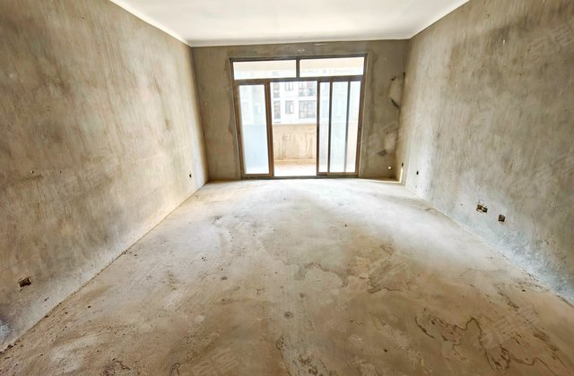 联泰香域滨江3室2厅133.71㎡135万二手房图片