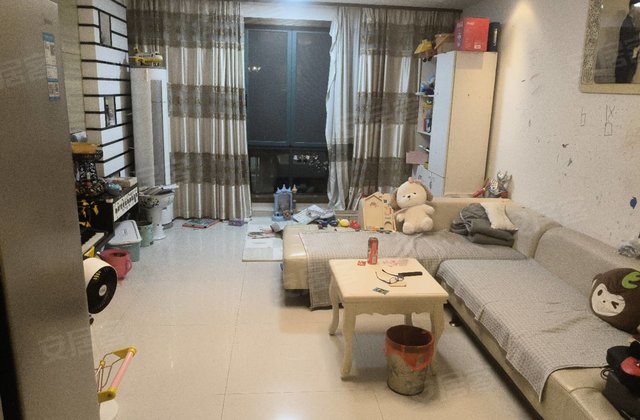 武阳广场阳光华庭3室2厅141.5㎡176万二手房图片