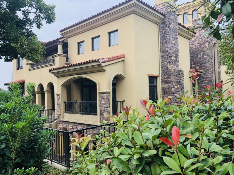 急售虞锦绣四明大别墅178米带双车库花园120平