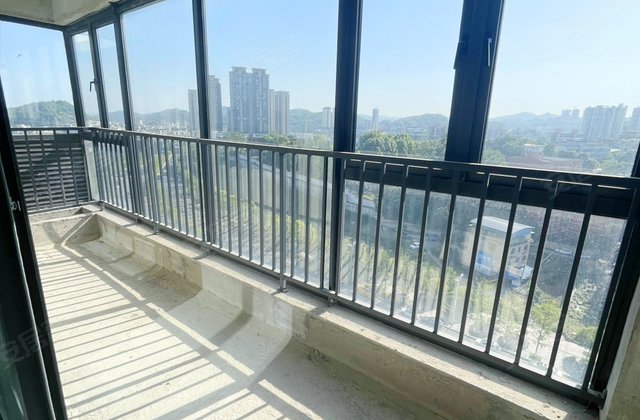 中梁壹号院4室2厅119㎡98.8万二手房图片