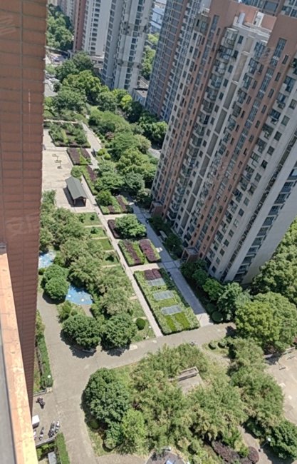 世纪华城(东区)精装修板楼 视野开阔 无遮挡价格可议房东直卖