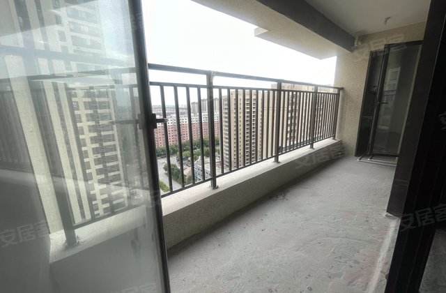 申隆嘉华3室2厅138㎡85万二手房图片