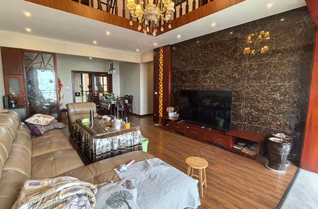 北部新洲5室2厅133㎡69.8万二手房图片