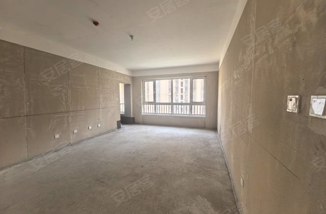 状元府小区3室2厅145㎡77万二手房图片