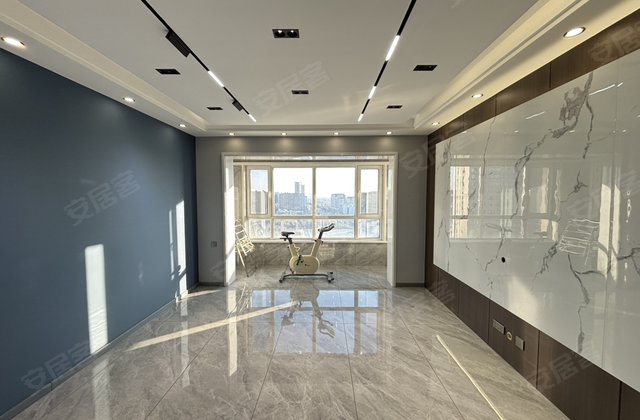 华德佳府2室1厅114㎡39.8万二手房图片