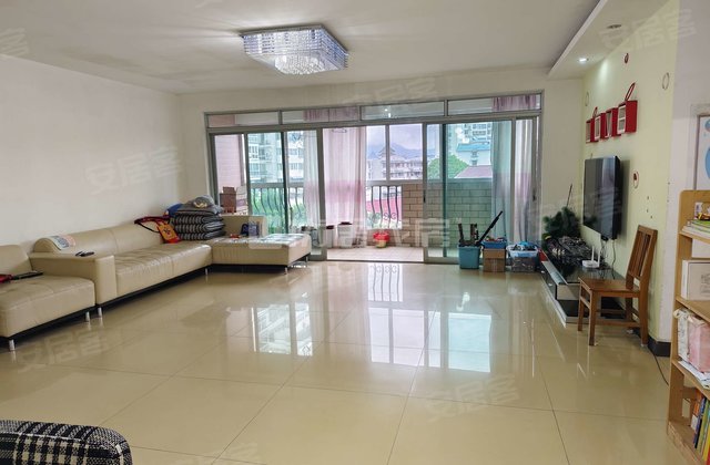 金桂苑3室2厅131.5㎡64万二手房图片
