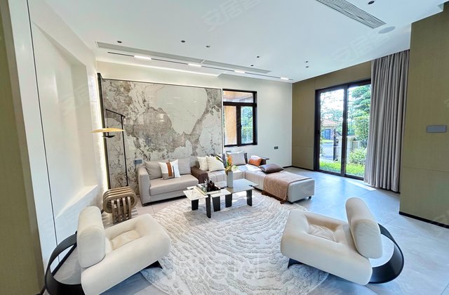 南国威尼斯城(别墅)4室3厅260.13㎡350万二手房图片