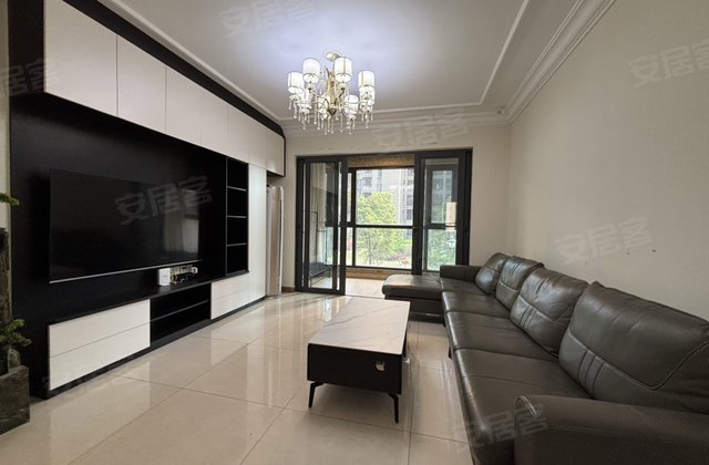 恒大御府3室2厅130㎡62.8万二手房图片