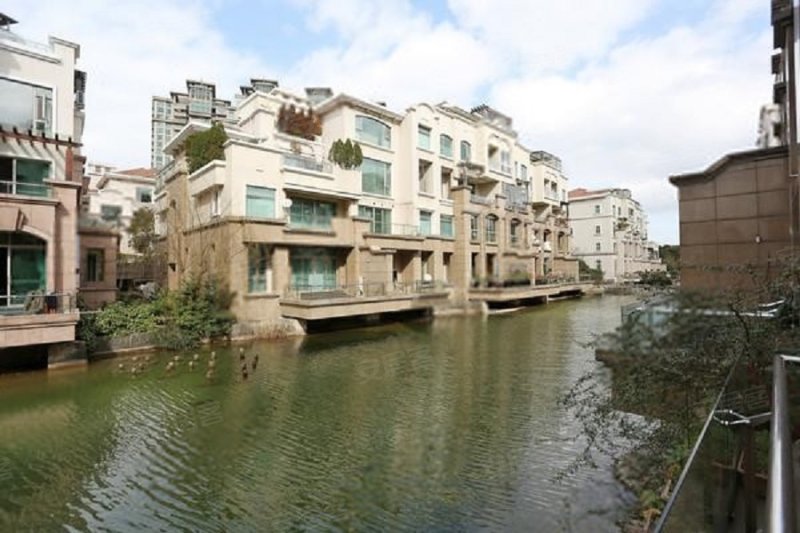 世茂湖滨花园(别墅) 