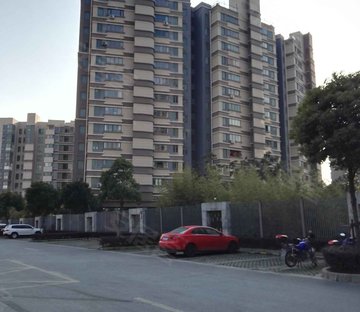 吴泾 南北通透 有电梯 交通便捷 满五 临地铁,嘉怡水岸(公寓住宅)二手