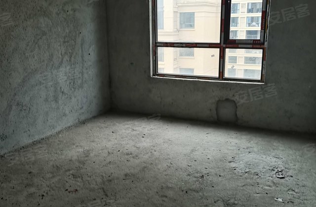 弘谷山语城4室2厅151.57㎡88.8万二手房图片