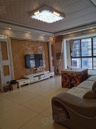 书香苑楼层三室两厅送入户花园证齐可按揭贷款