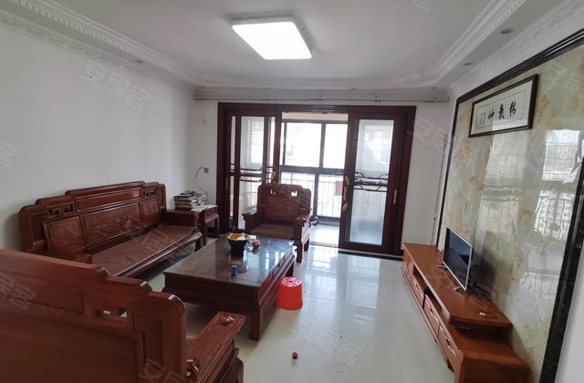 亮亮金龙湾4室2厅135.7㎡65.5万二手房图片