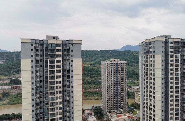 视野开阔,明亮通风2室2厅1卫65㎡北中层(共28层)千山美岸綦江綦江