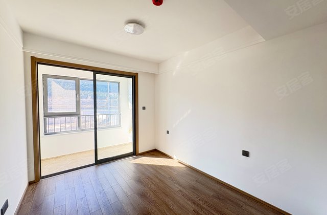 中海寰宇时代悦享园A43室2厅95㎡75万二手房图片