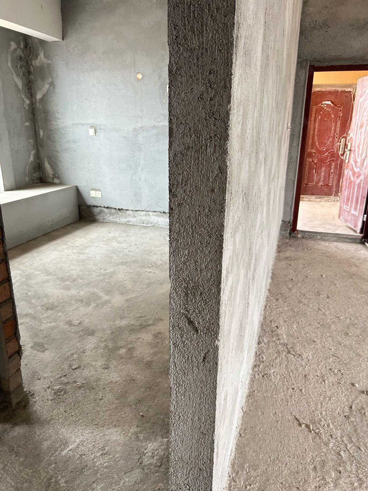 紫金财富中心4室1厅2卫123.94㎡南168万