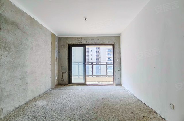 首开龙湖天钜(三期)3室2厅94.13㎡90万二手房图片