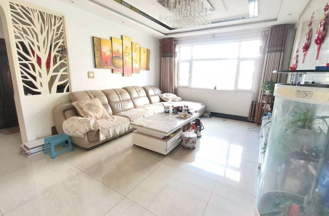 鲁丰锦绣花园3室2厅165㎡69万二手房图片