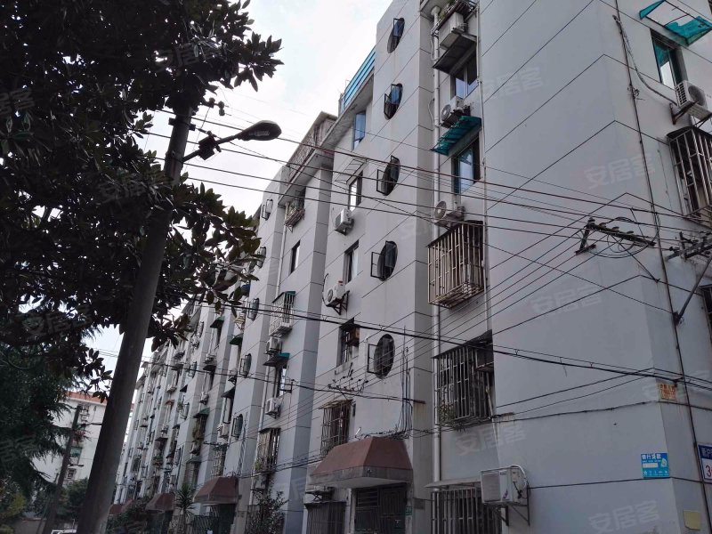 新沪路960弄小区 