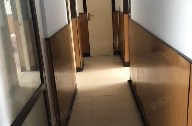 丹顶鹤小区2室1厅70㎡22万二手房图片