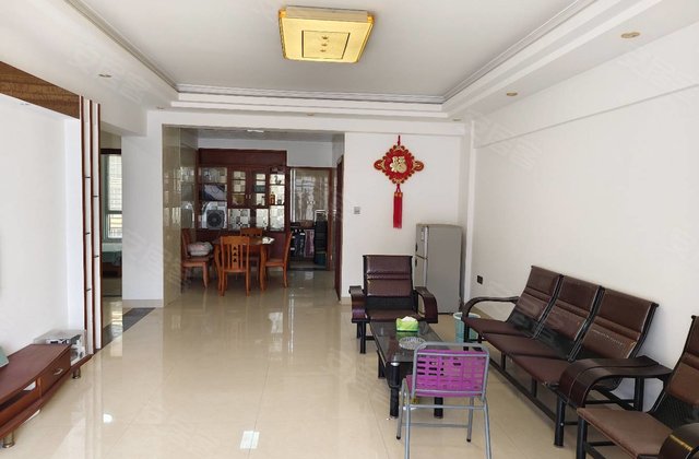 印石花园北区3室2厅122㎡79万二手房图片