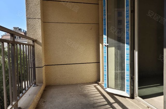 中冶黄石公园3室2厅119㎡64万二手房图片