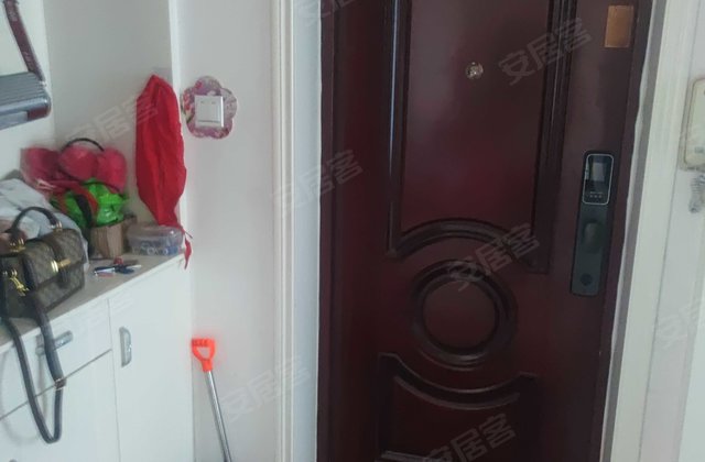 鸿景园小区3室2厅115.52㎡35万二手房图片