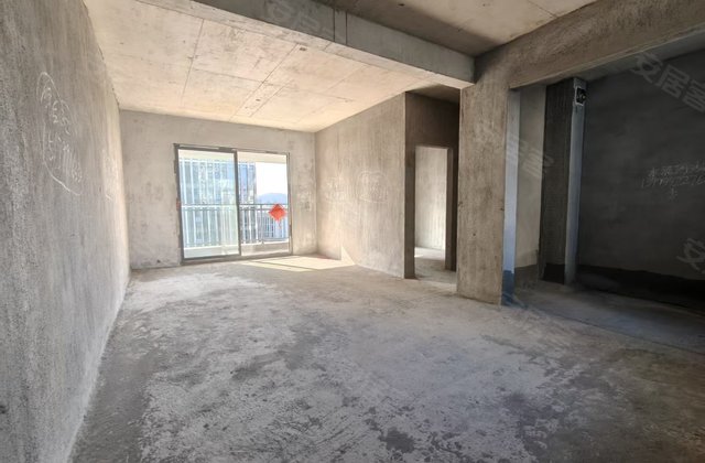 鼎中公元玖里4室2厅129.71㎡83.8万二手房图片