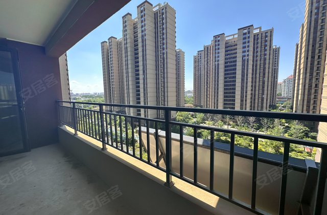 鲁商金茂观海印象4室2厅139.8㎡99万二手房图片