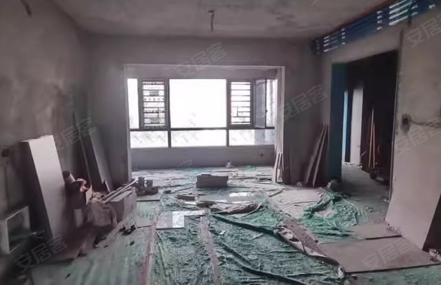 长弘御府5室2厅158.79㎡181.8万二手房图片