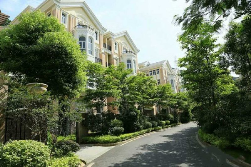 元邦山清水秀(别墅)