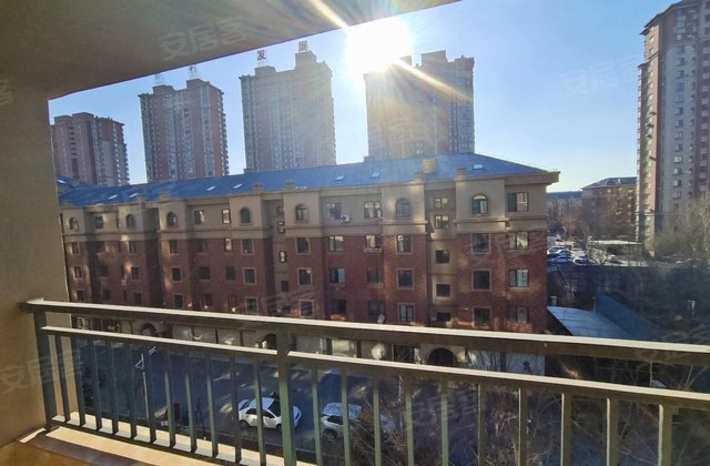 保莱蓝湾国际3室2厅105㎡37.8万二手房图片