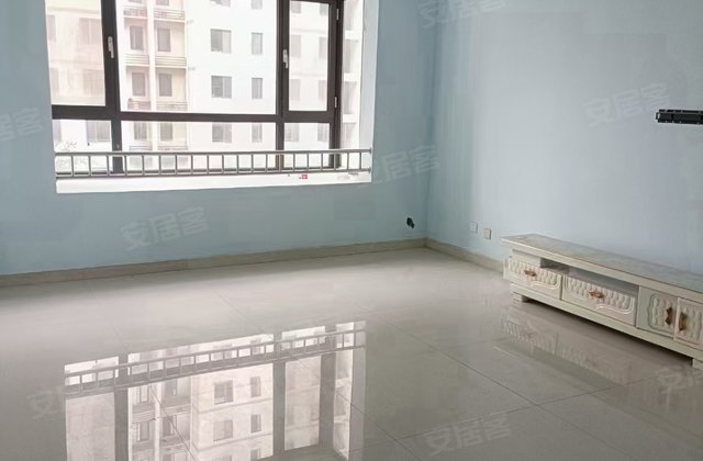 鸿嘉星城3室2厅140.5㎡95万二手房图片